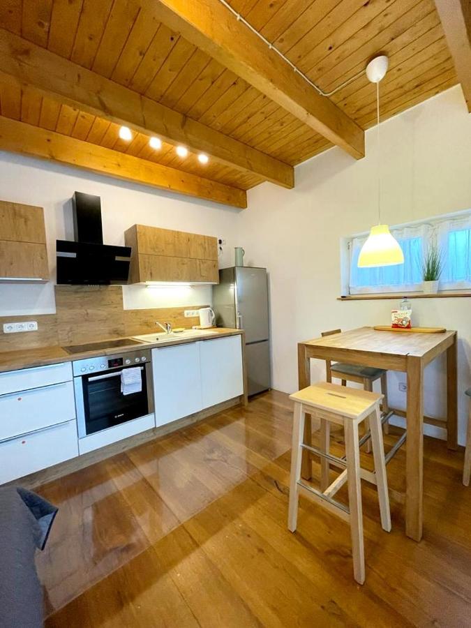 Ferienwohnung Im Stadtzentrum Von Bernau - Komfortable Wohnung Mit 2 Zimmern, Bad, Spuelmaschine, Waschmaschine, Komplette Kueche, Wlan, Terrasse, Ruhige Lage Бернау-бай-Берлін Екстер'єр фото