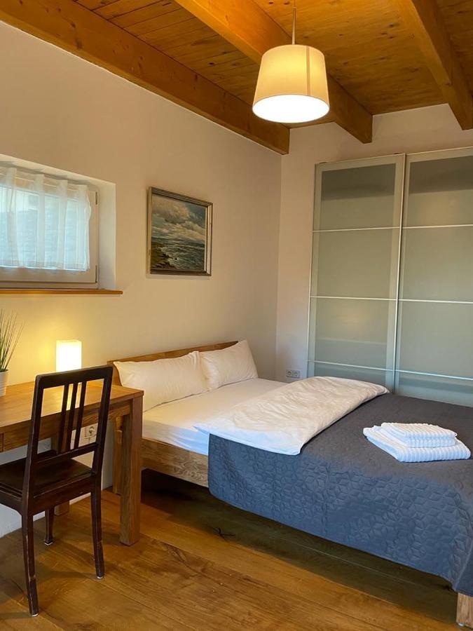 Ferienwohnung Im Stadtzentrum Von Bernau - Komfortable Wohnung Mit 2 Zimmern, Bad, Spuelmaschine, Waschmaschine, Komplette Kueche, Wlan, Terrasse, Ruhige Lage Бернау-бай-Берлін Екстер'єр фото